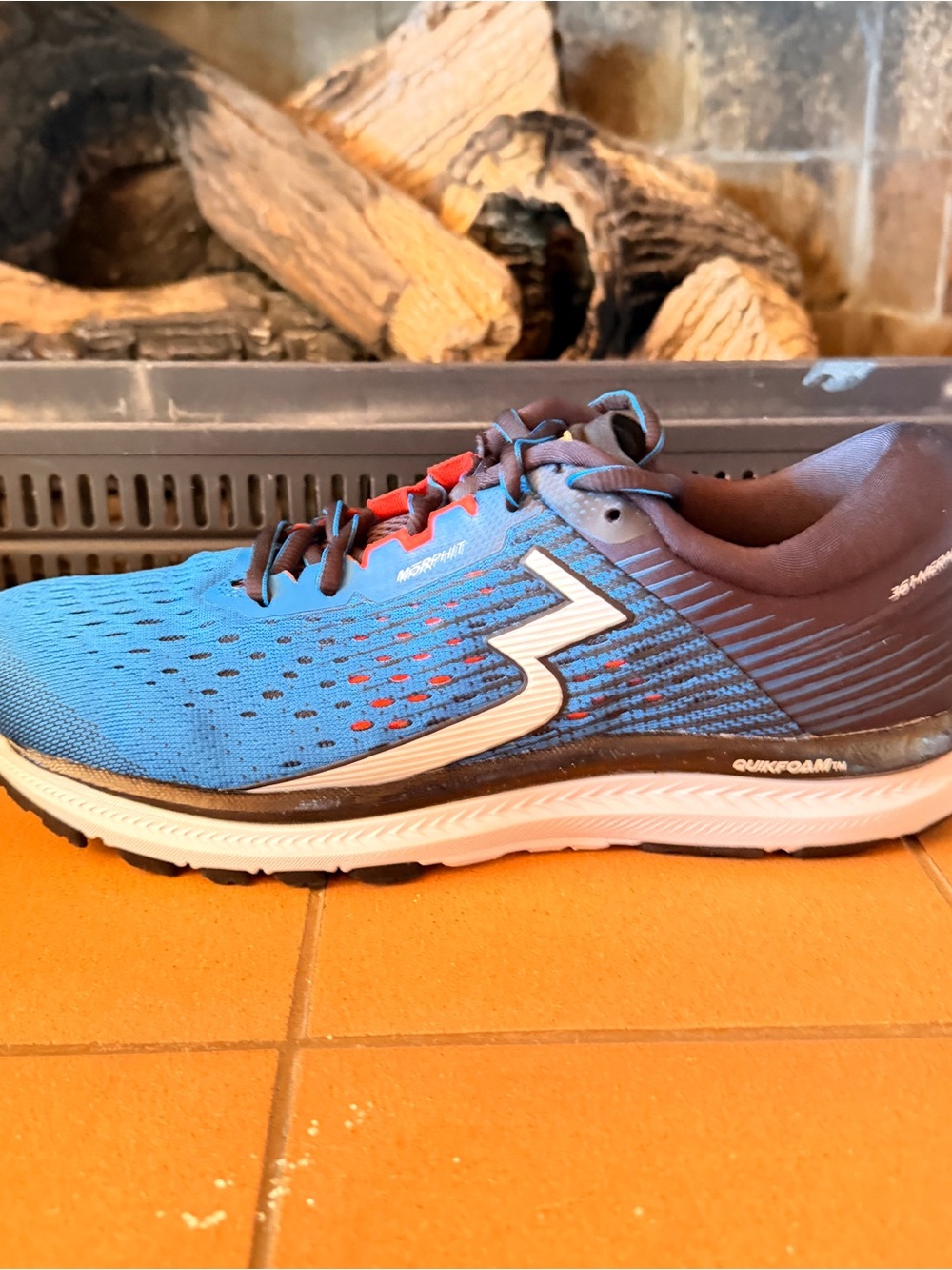 Men's Blue Athletic Running Shoes with Charcoal Details - Picture 5 of 13
